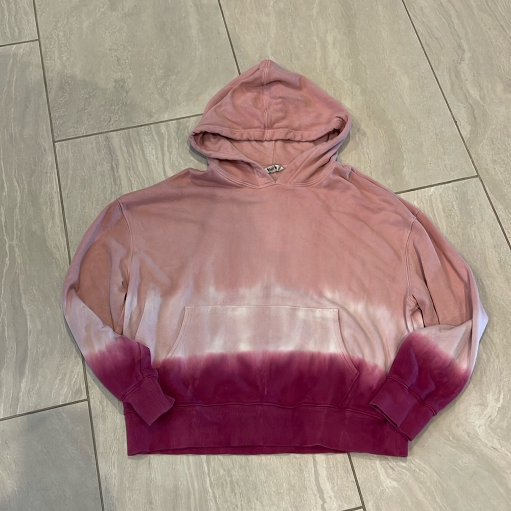 Wildfox sweatshirt hoodie women’s size Medium